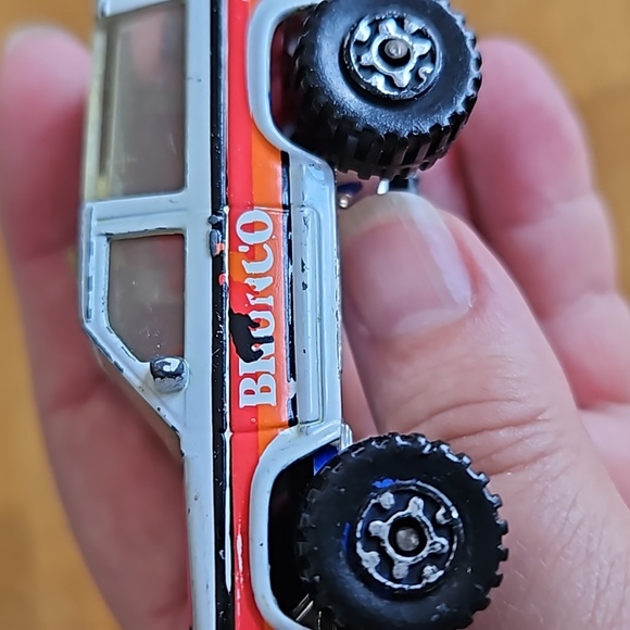 Matchbox 1987 Vintage Bronco - Picture 8 of 9